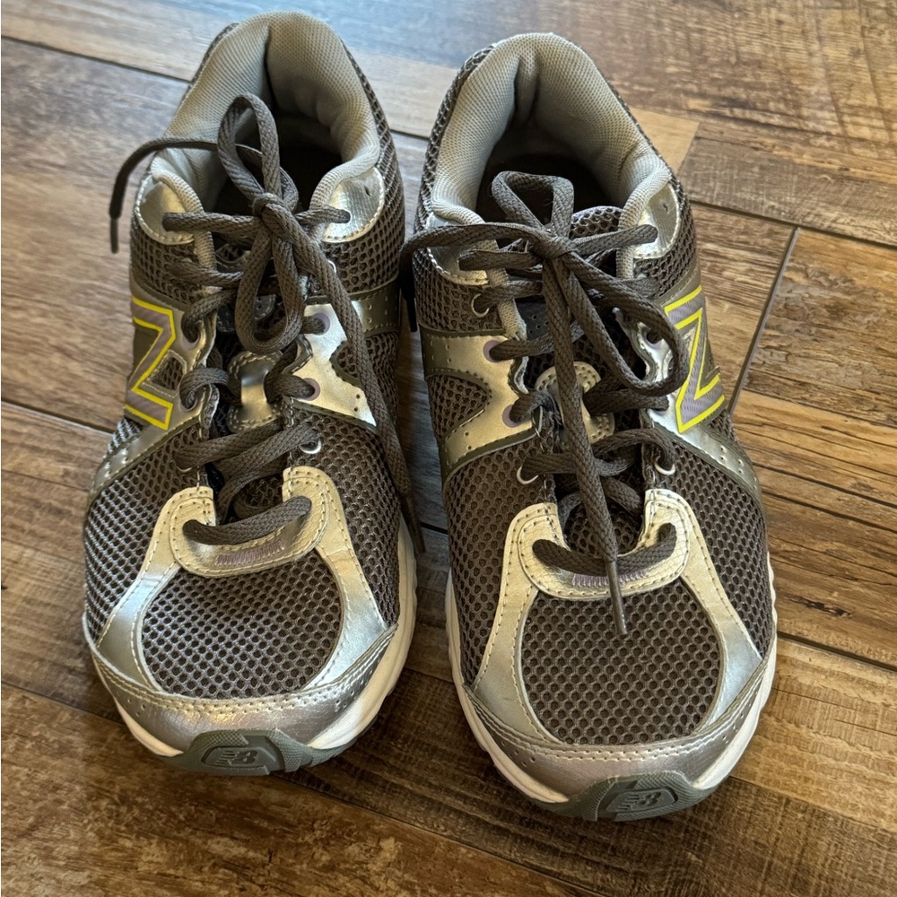 New Balance Women's Sneakers in Gray and Silver with Yellow Highlights
